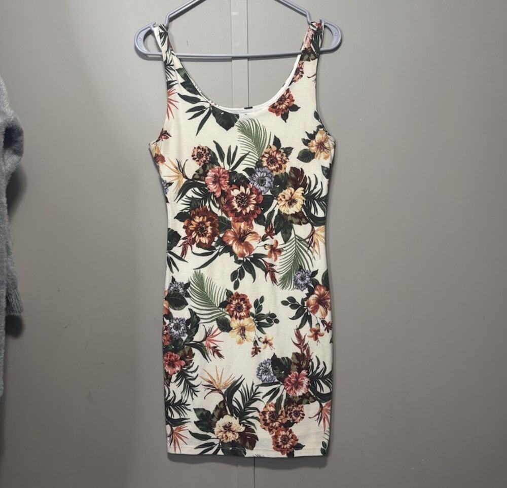 Fashion Nova Women's Medium Floral Bodycon Mini Dress Cream Tropical Sleeveless